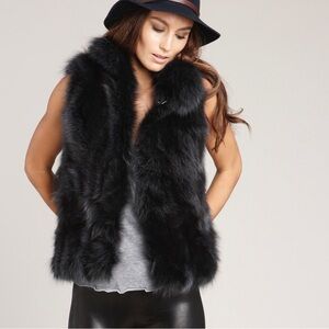 SAM. Real shearling Fur vest NWT